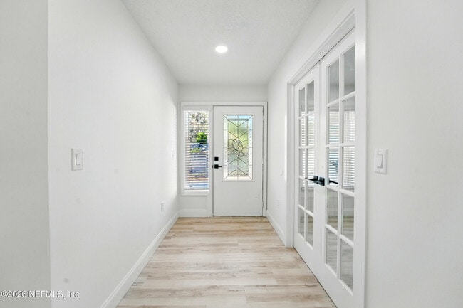 Building Photo - 2915 Holly Bay Rd