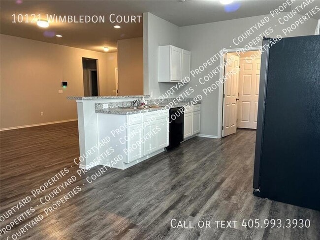 Building Photo - 10121 Wimbledon Ct