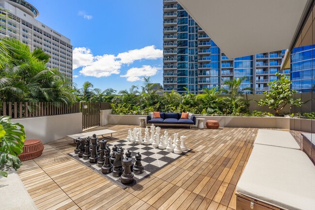 Building Photo - High-Floor Corner 2BR/2BA/2PK | Floor-to-C...