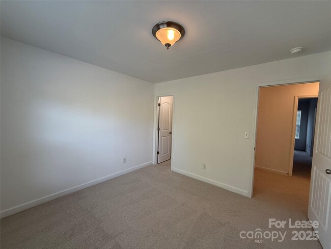 Building Photo - 17326 Caldwell Track Dr