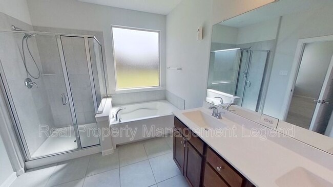 Building Photo - 442 Diamond Creek Dr