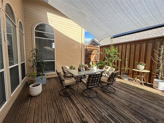 Building Photo - 3610 Granbury Dr