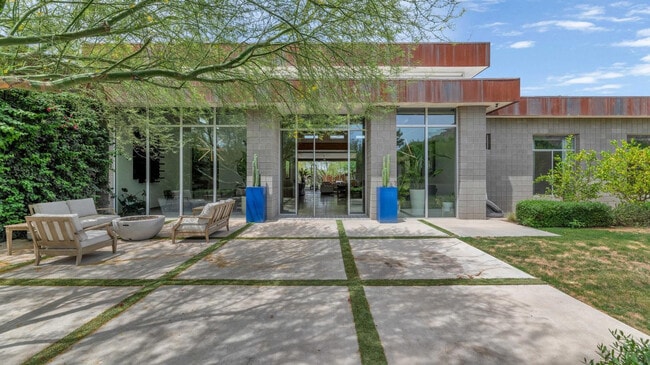 Building Photo - 4912 N 45th St