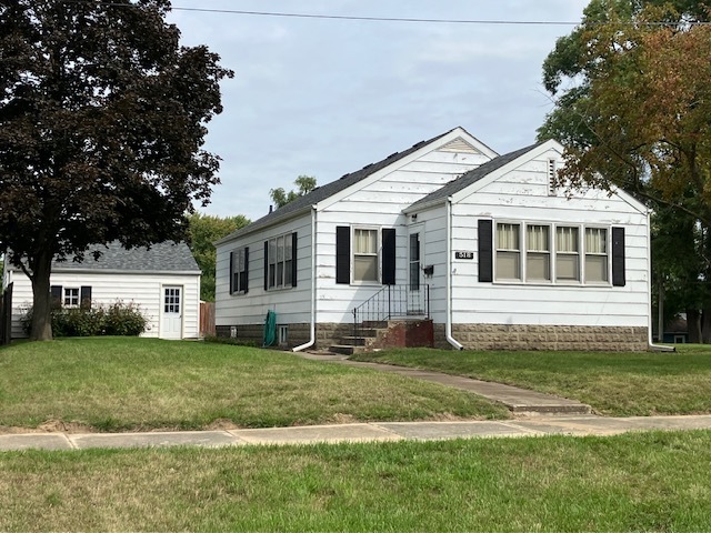 Primary Photo - 518 Bremer St