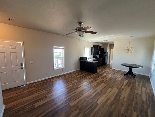 Building Photo - Paradise 2 bedroom 2 bath home on land. Ru...