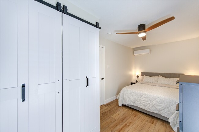 Building Photo - 3201 Westridge St