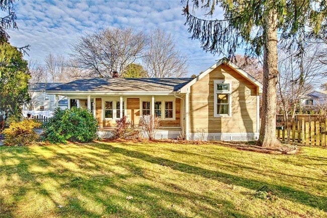 Building Photo - 18 Orchard Ave