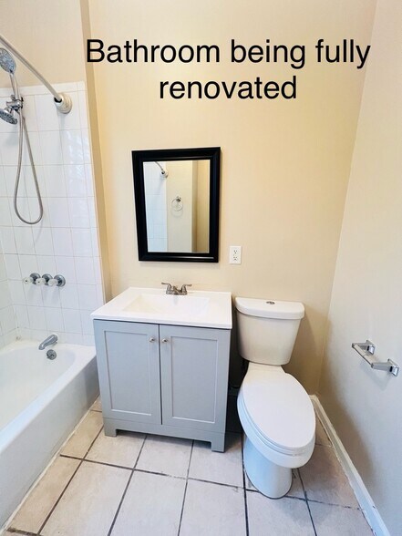 Bathroom - 7615 S Emerald Ave