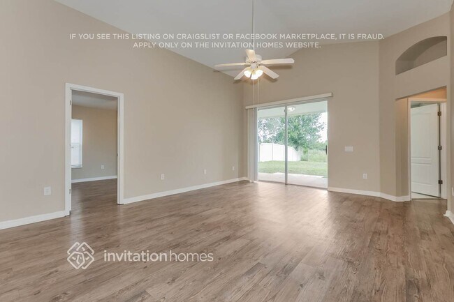 Building Photo - 8124 Alamosa Wood Ave