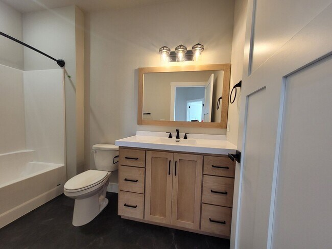 Building Photo - Cannery Crossing #2