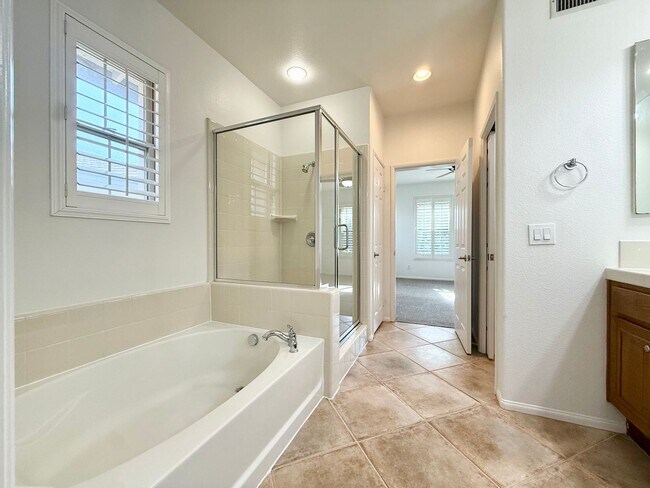 Building Photo - 2810 Piantino Cir