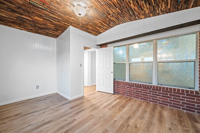 Building Photo - 16530 Bristle Creek Dr