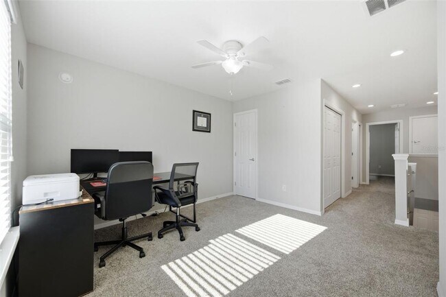 Building Photo - 9649 Tocobaga Pl