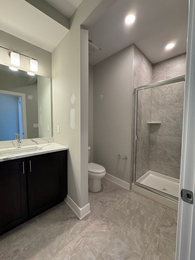 Building Photo - 2BR + Bonus Space in Downtown Somerville