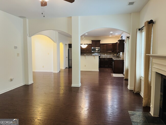 Building Photo - 369 Cliffhaven Cir