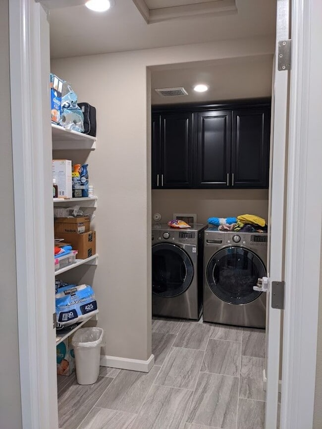 Building Photo - North Creek 4 Bedroom Home