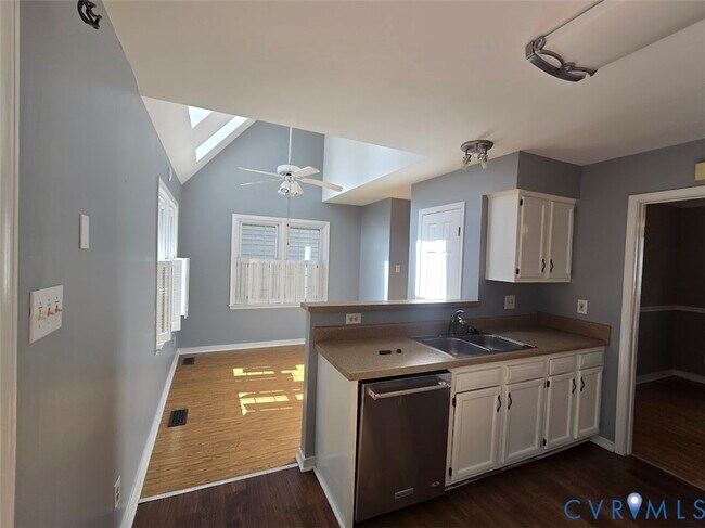 Building Photo - 4905 Merlin Ln