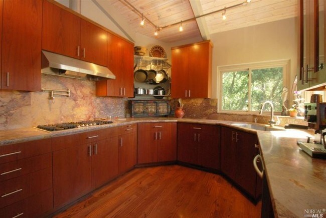 Building Photo - 17389 Gehricke Rd