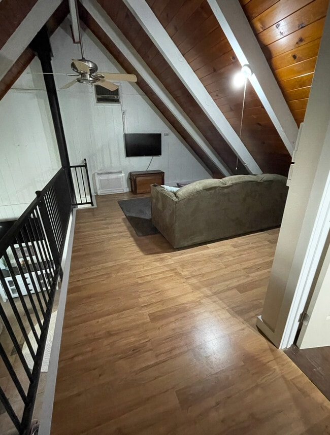 Building Photo - 20586 Kings Ct