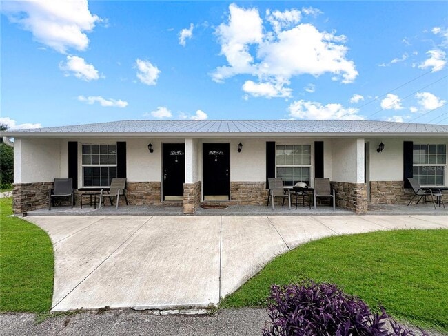 Building Photo - 11594 1st Ave