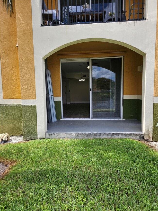 Building Photo - 2301 W Preserve Way