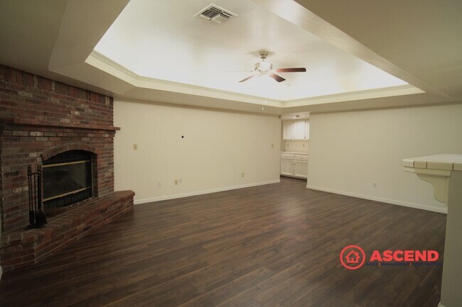 Building Photo - Beautiful Home Located In Rosedale Area!