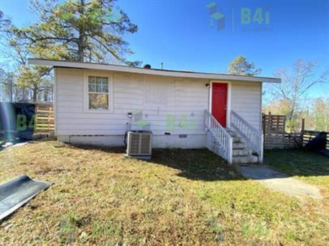 Building Photo - 8012 Green St