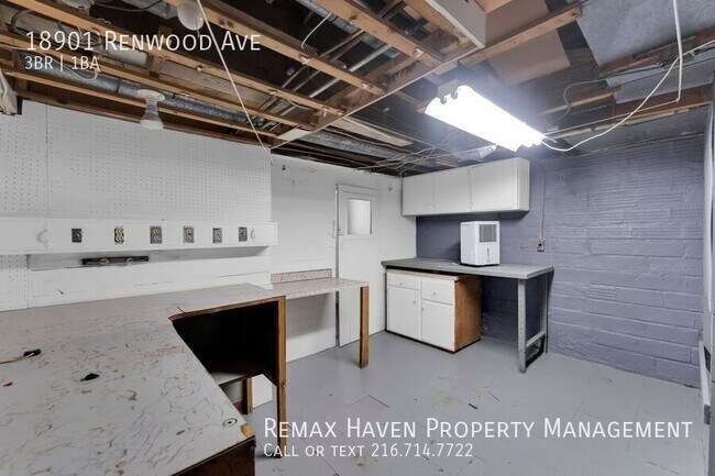 Building Photo - 18901 Renwood Ave