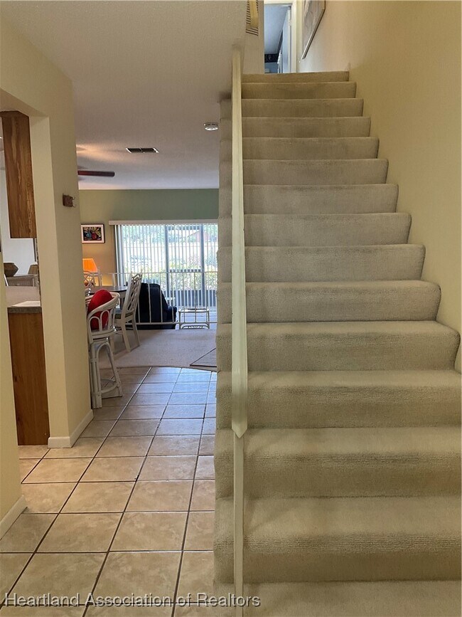 Building Photo - 3641 Edgewater Dr