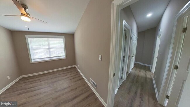 Building Photo - 2050 Nike Dr