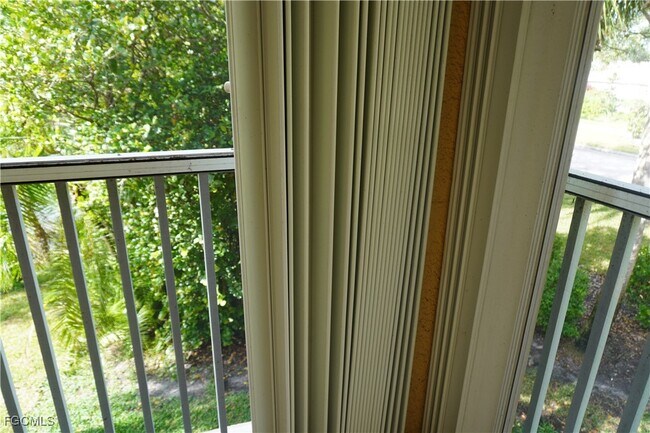 Building Photo - 13091 Sandy Key Bend