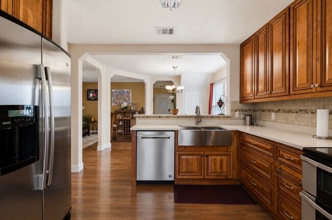 Building Photo - 11521 Autumn Ash Dr