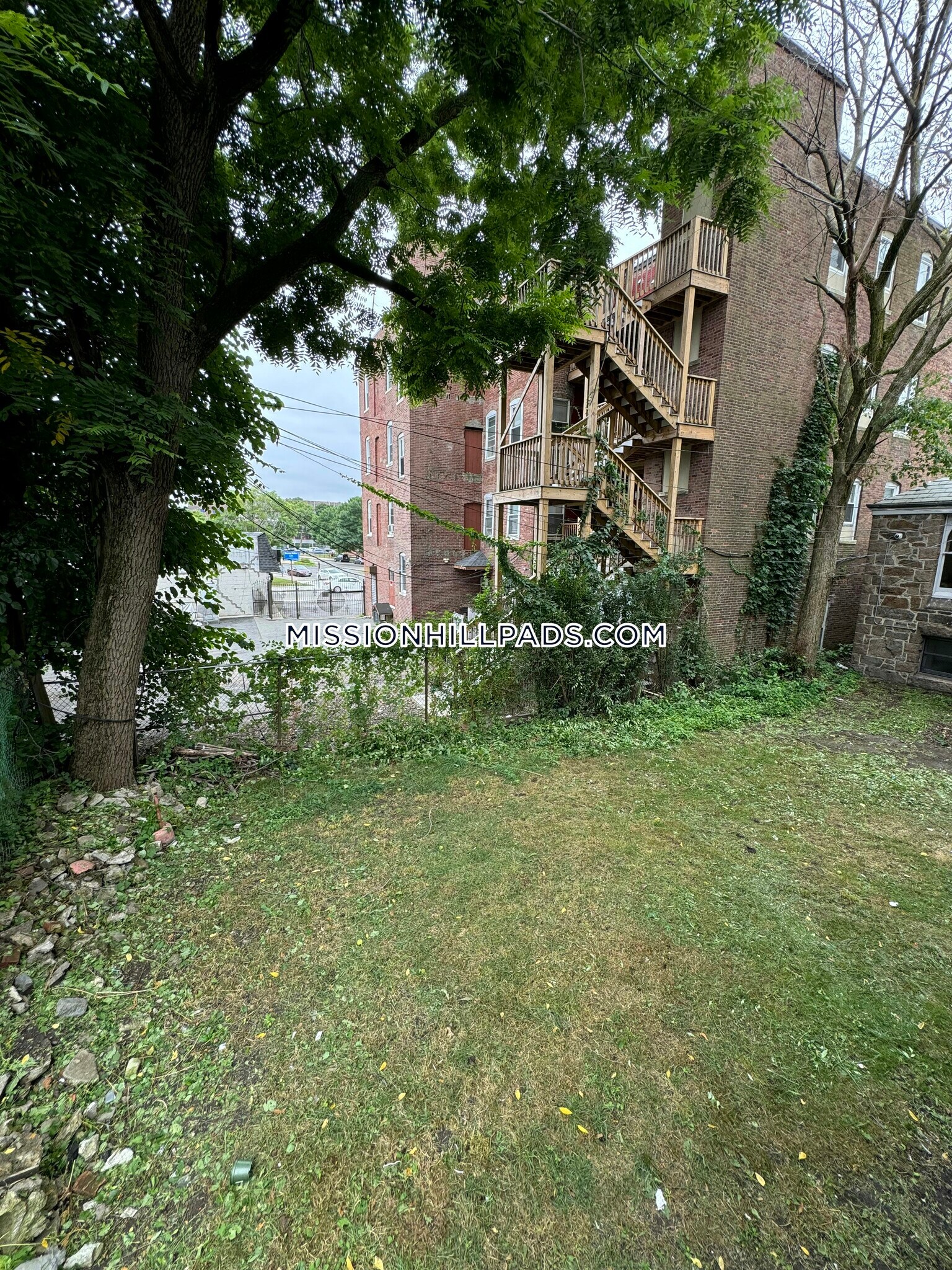 Building Photo - 5 Woodbine St