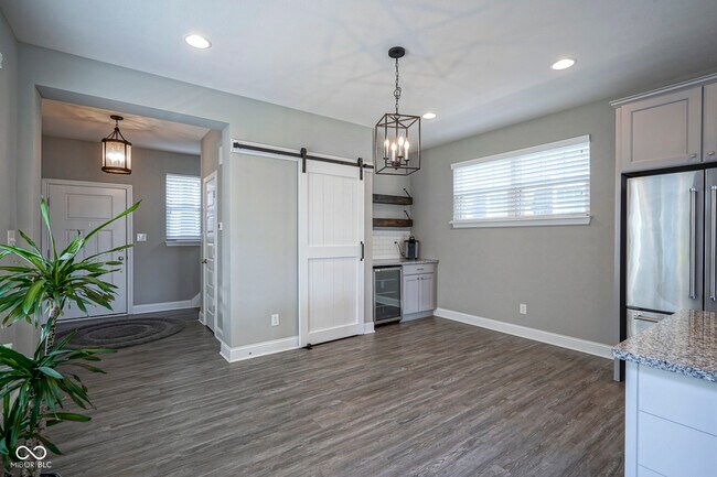 Building Photo - 7228 Broadacre Ct