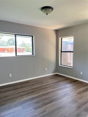 Building Photo - 424 Grace Dr