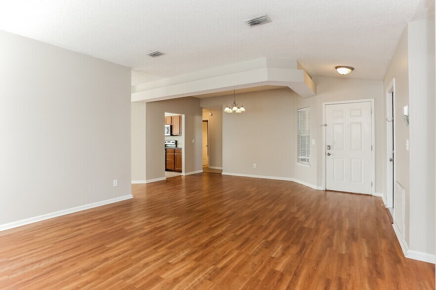 Building Photo - 12327 Sondra Cove Ct