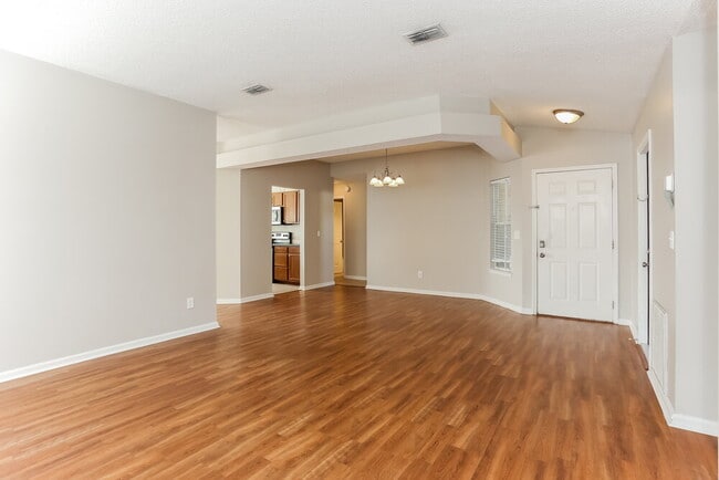 Building Photo - 12327 Sondra Cove Ct