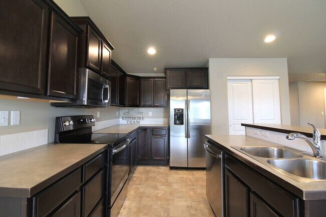 Building Photo - 6814 Crooked River Ct