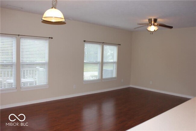 Building Photo - 13370 White Granite Dr