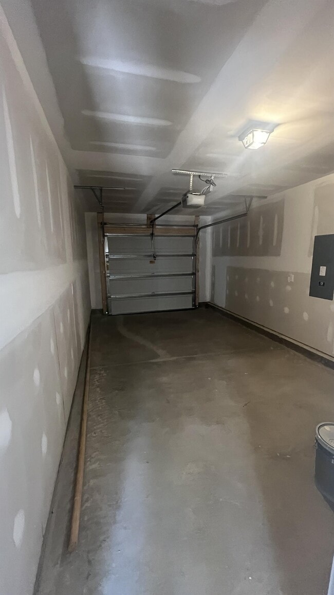 Building Photo - 228 Fire Ln