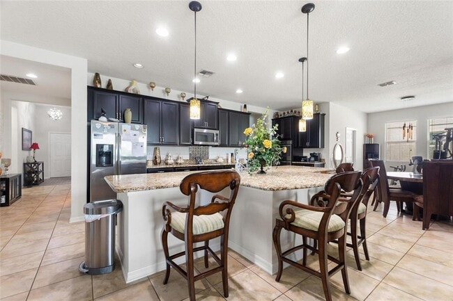 Building Photo - 585 Blue Cypress Dr