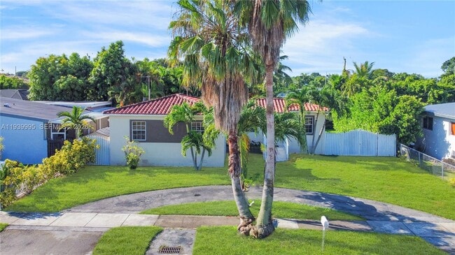 Building Photo - 8230 SW 30th St