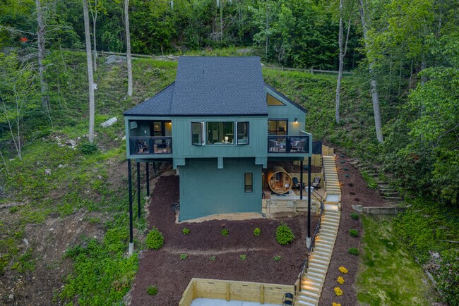Building Photo - 341 Mossy Creek Ln