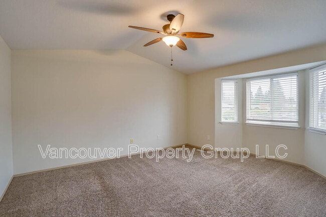 Building Photo - 5606 NE 48th Ave