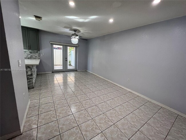 Building Photo - 10644 NW 87th Ct
