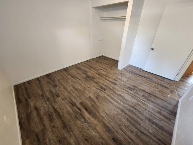 Building Photo - 677 Bridger Dr