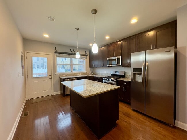 Building Photo - Charming 3 Bedroom/3 Bathroom Townhome in Middle East Neighborhood, Baltimore!