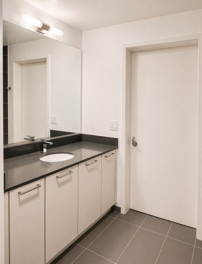 Building Photo - Mid-Market Modern Studio for Effortless City Living