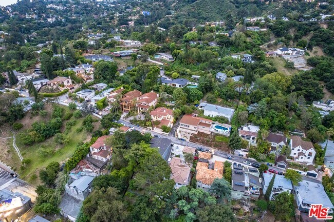 Building Photo - 3425 Oak Glen Dr