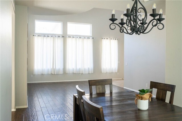 Building Photo - 36719 Torrey Pines Dr